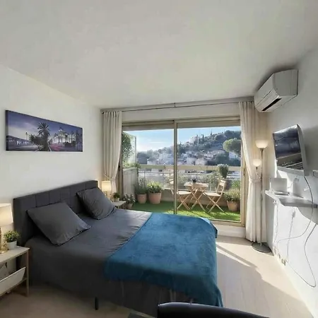 Premium Au Calme Avec Terrasse Vue Et Parking דירה *